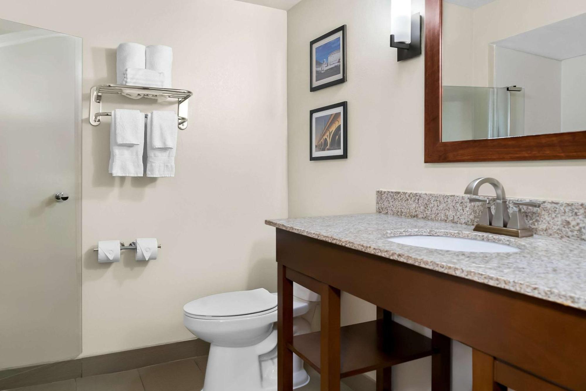 Comfort Inn & Suites Taylor Zewnętrze zdjęcie